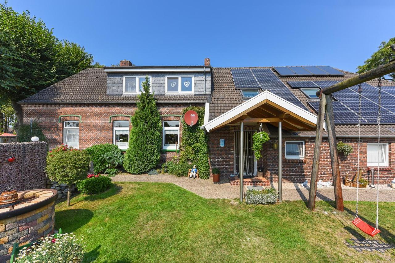 Ferienwohnungen Im Landhaus Oldenhof Stedesdorf Exterior photo